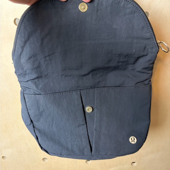 Lululemon All Night Festival Bag Black / Gold - Picture 5 of 10